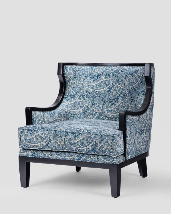 Enhance Your Space with Exquisite Luxury Living Room Furniture Online