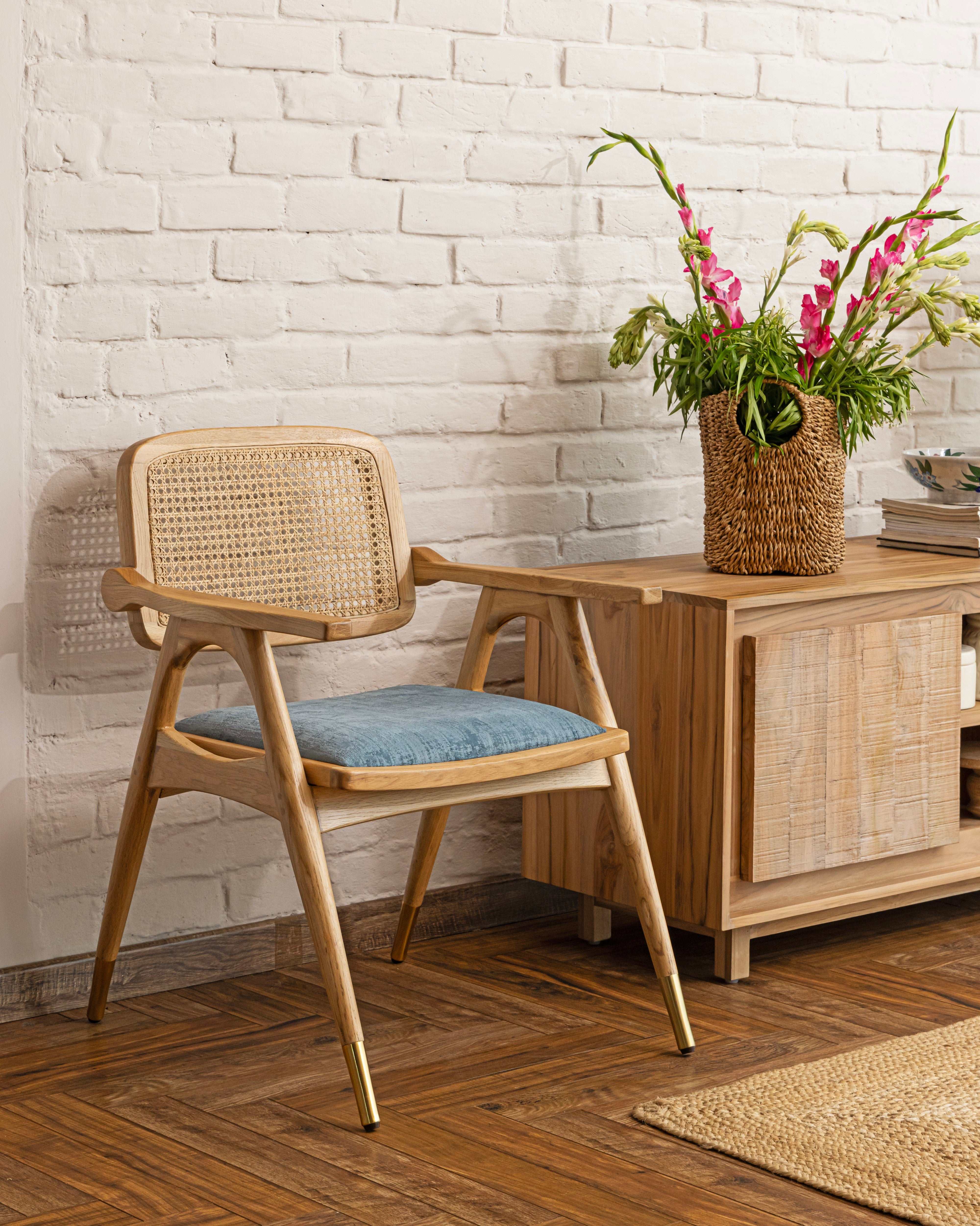 Fario Study Chair