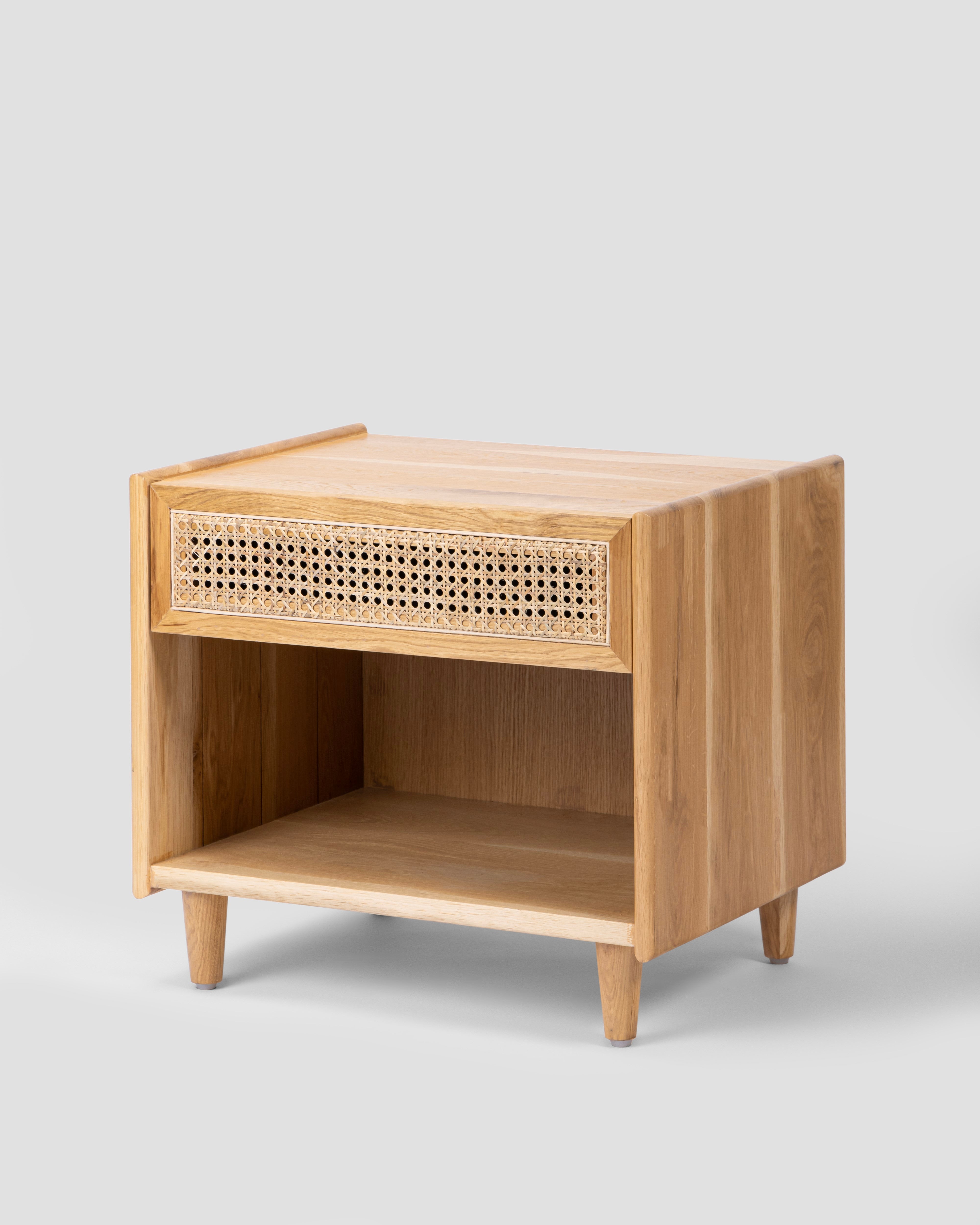 AKARI Bedside Table