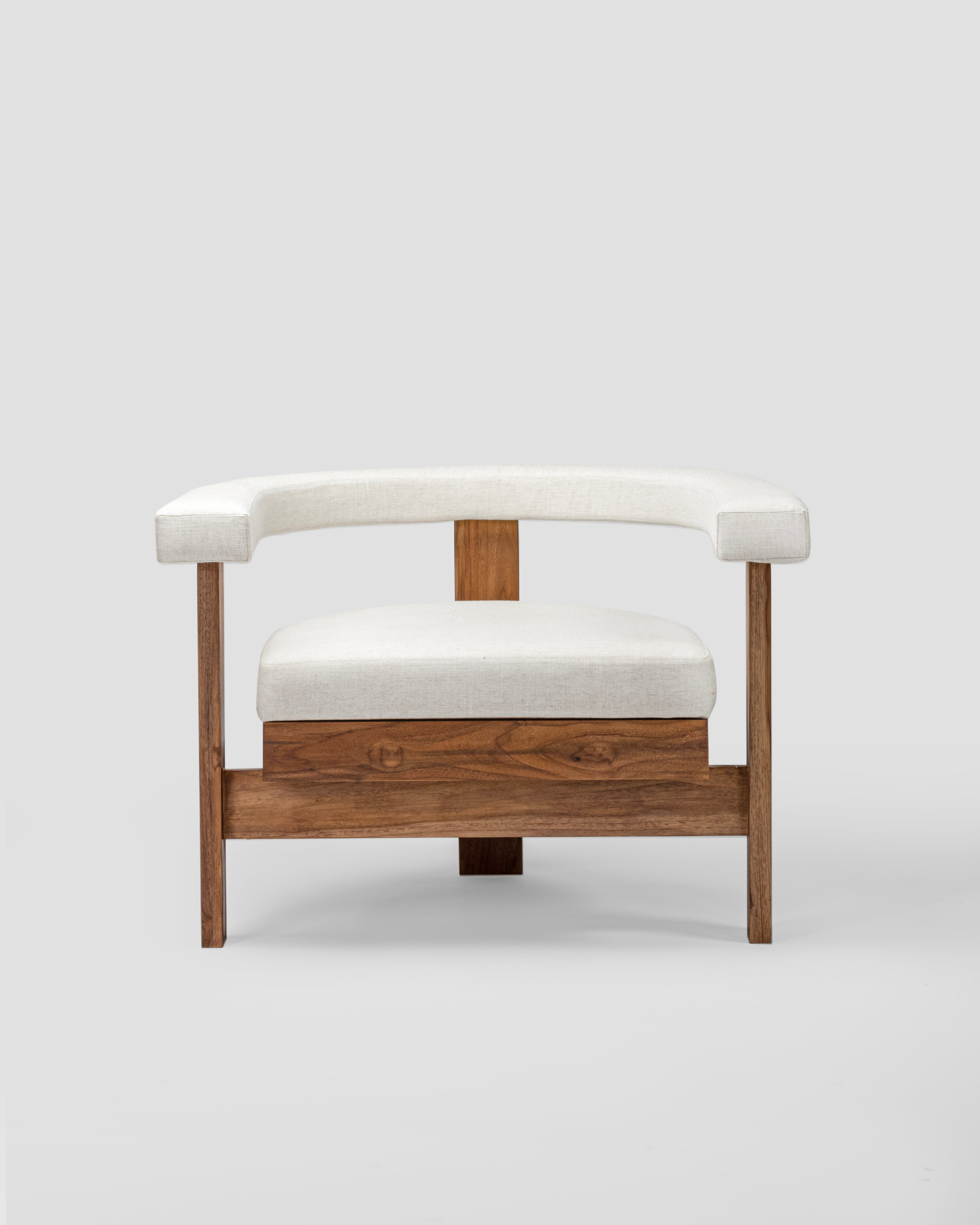 Nova Sacandinavian Arm Chair