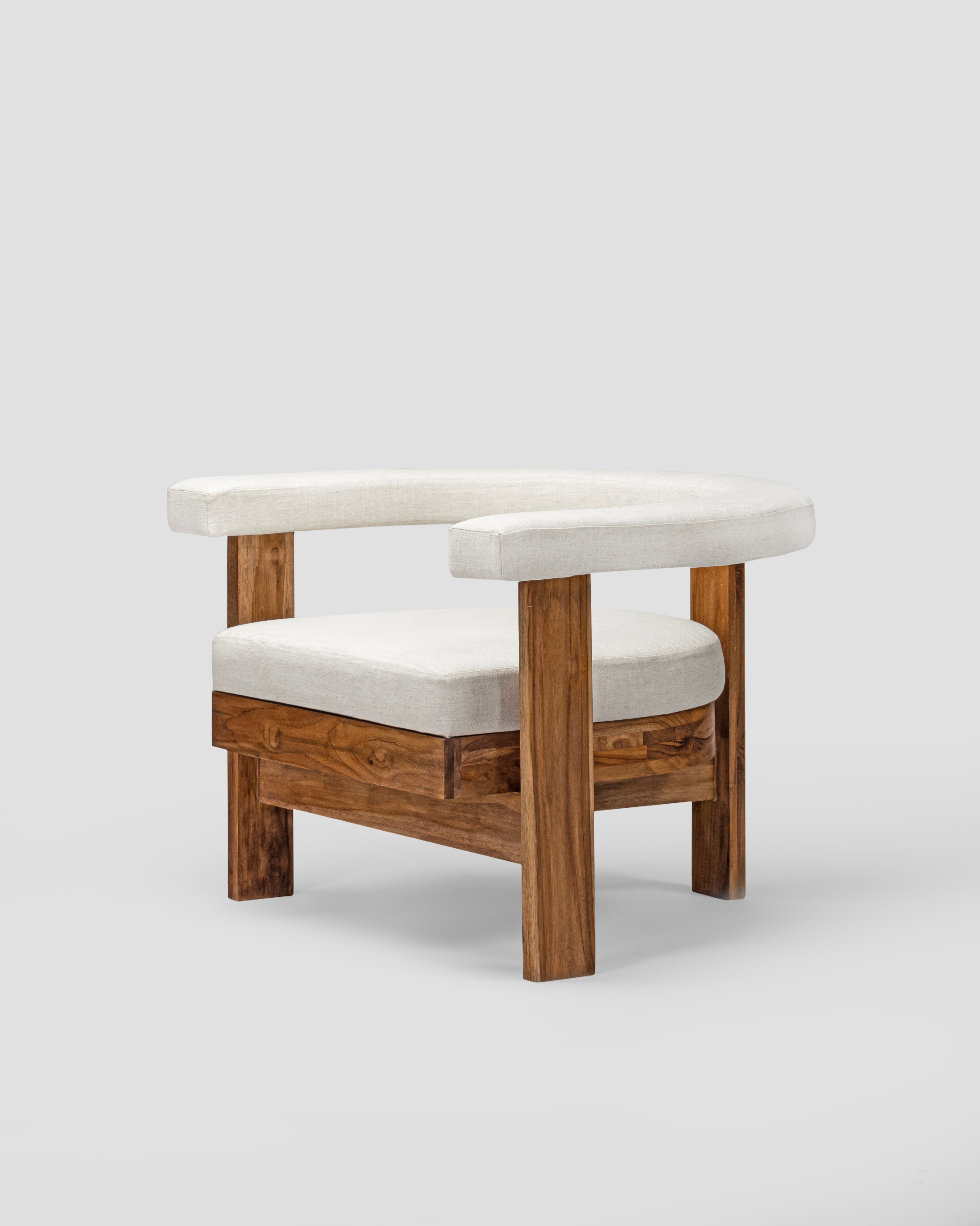 Nova Sacandinavian Arm Chair