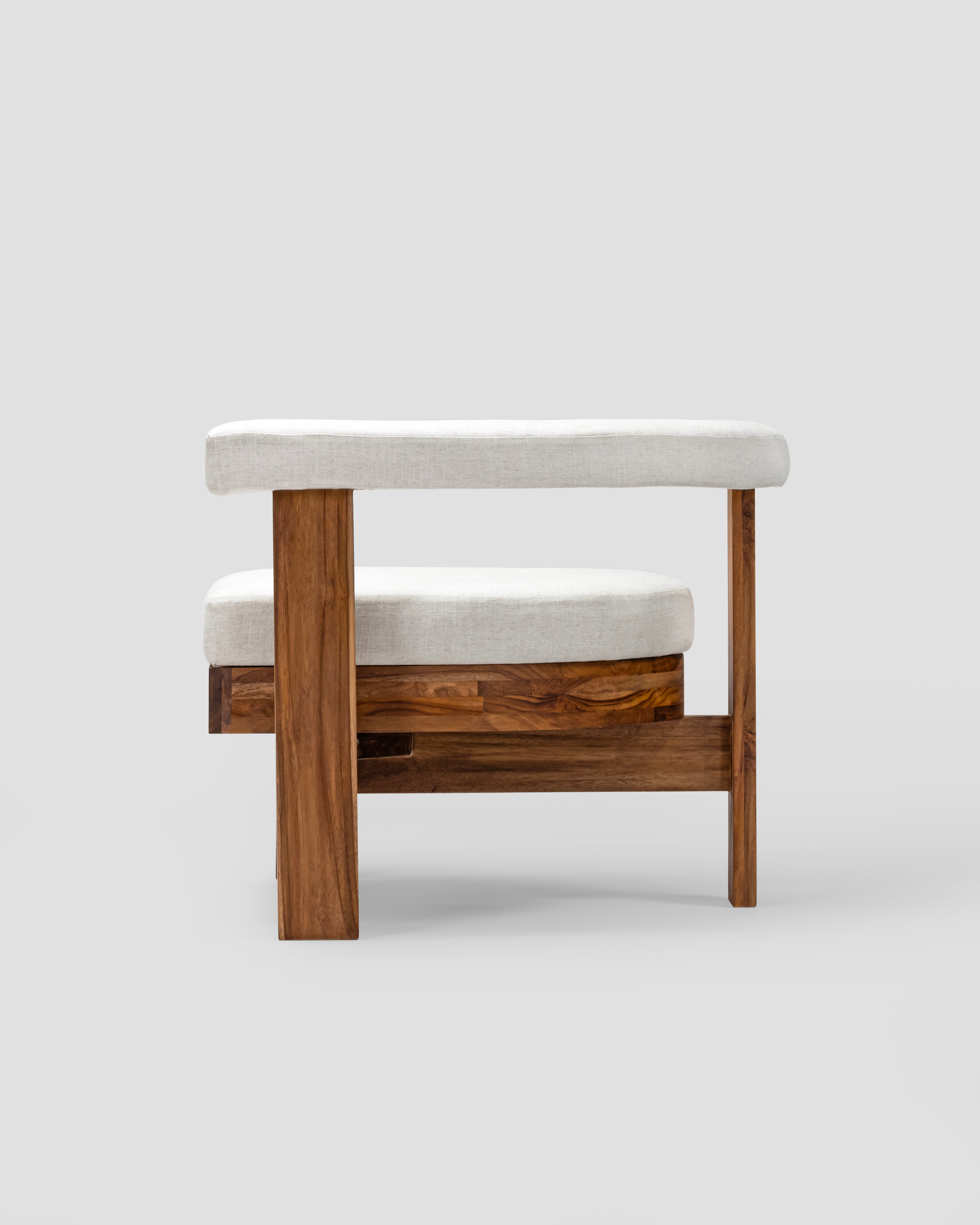 Nova Sacandinavian Arm Chair