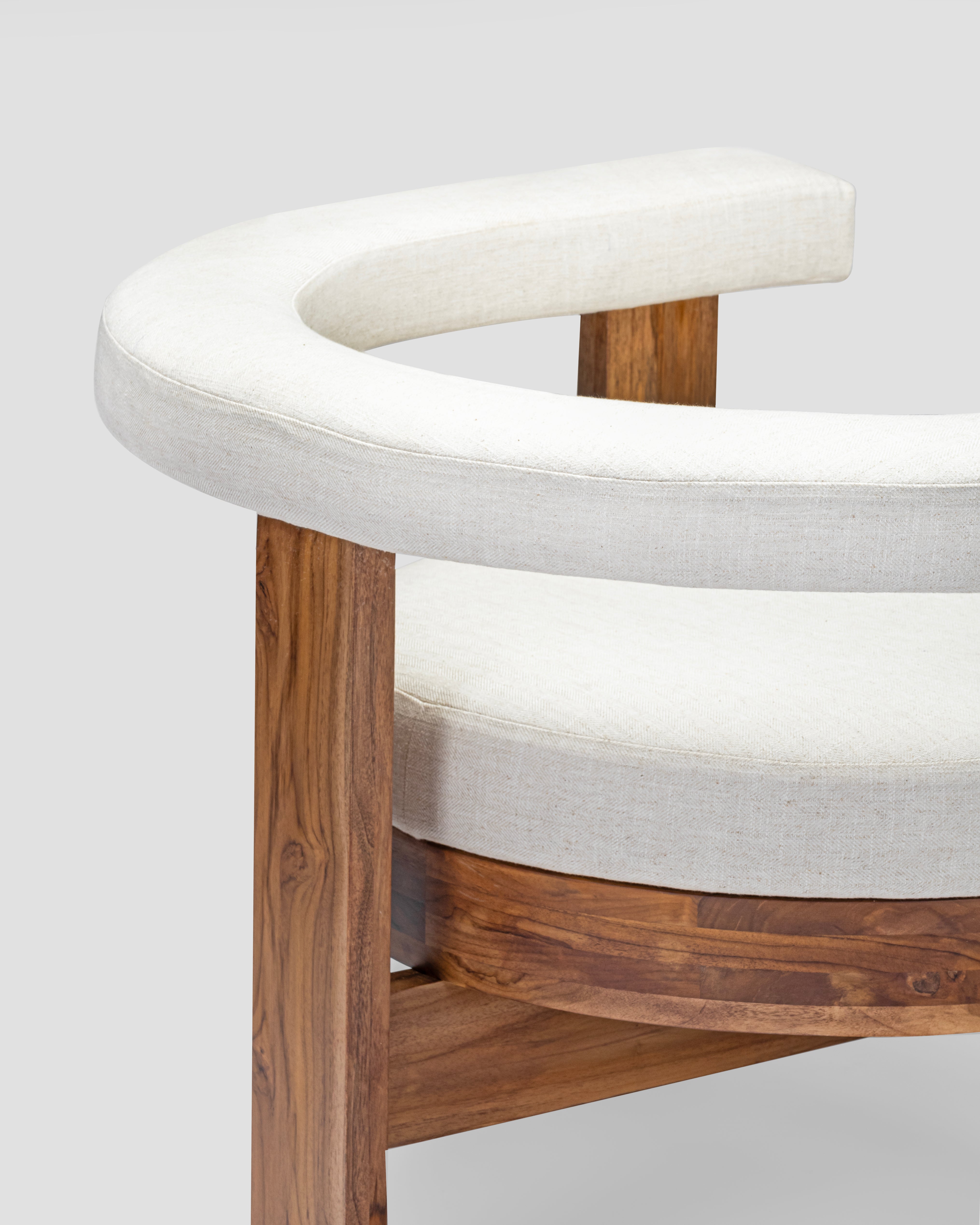 Nova Sacandinavian Arm Chair