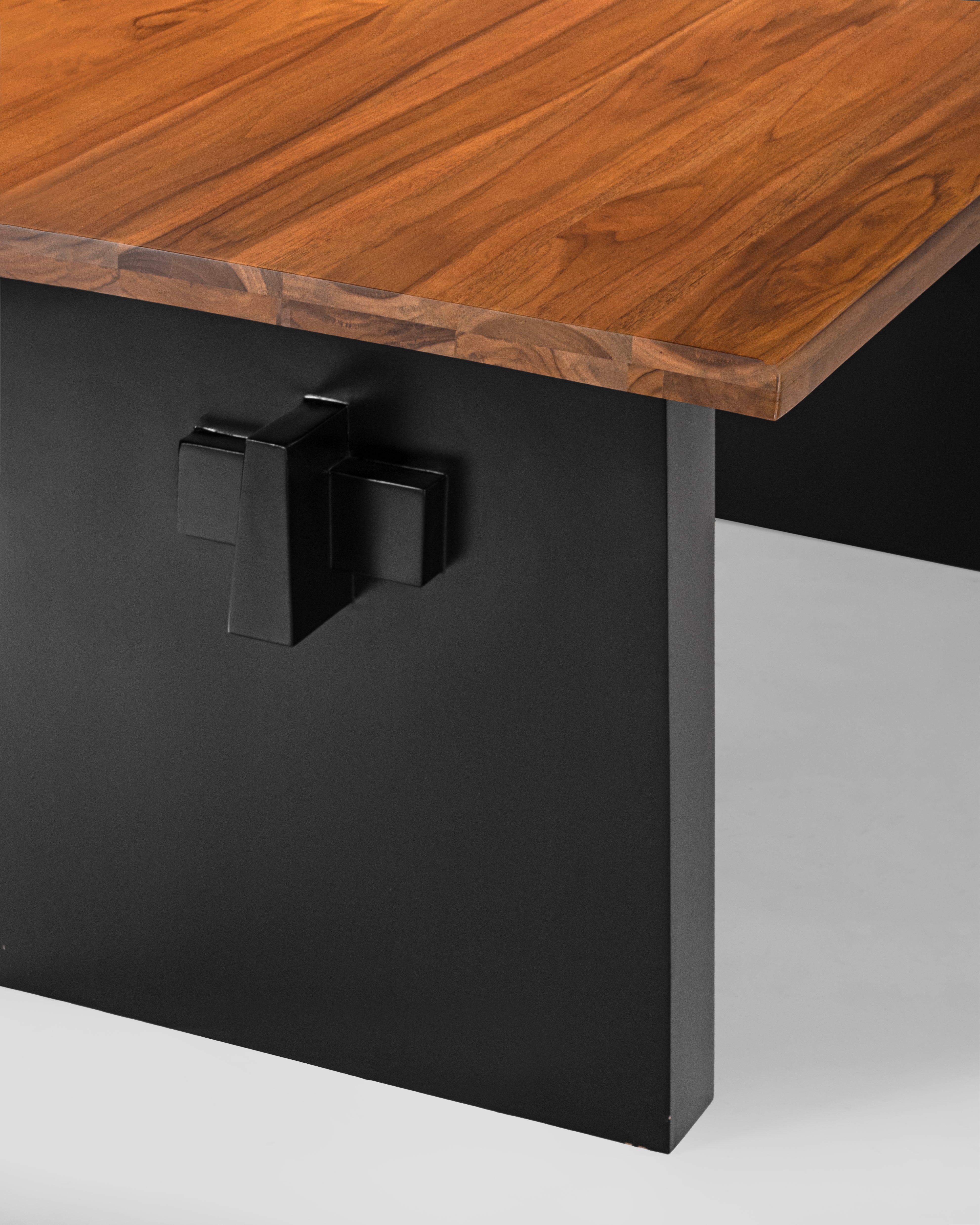 Napier Memphis Dining Table