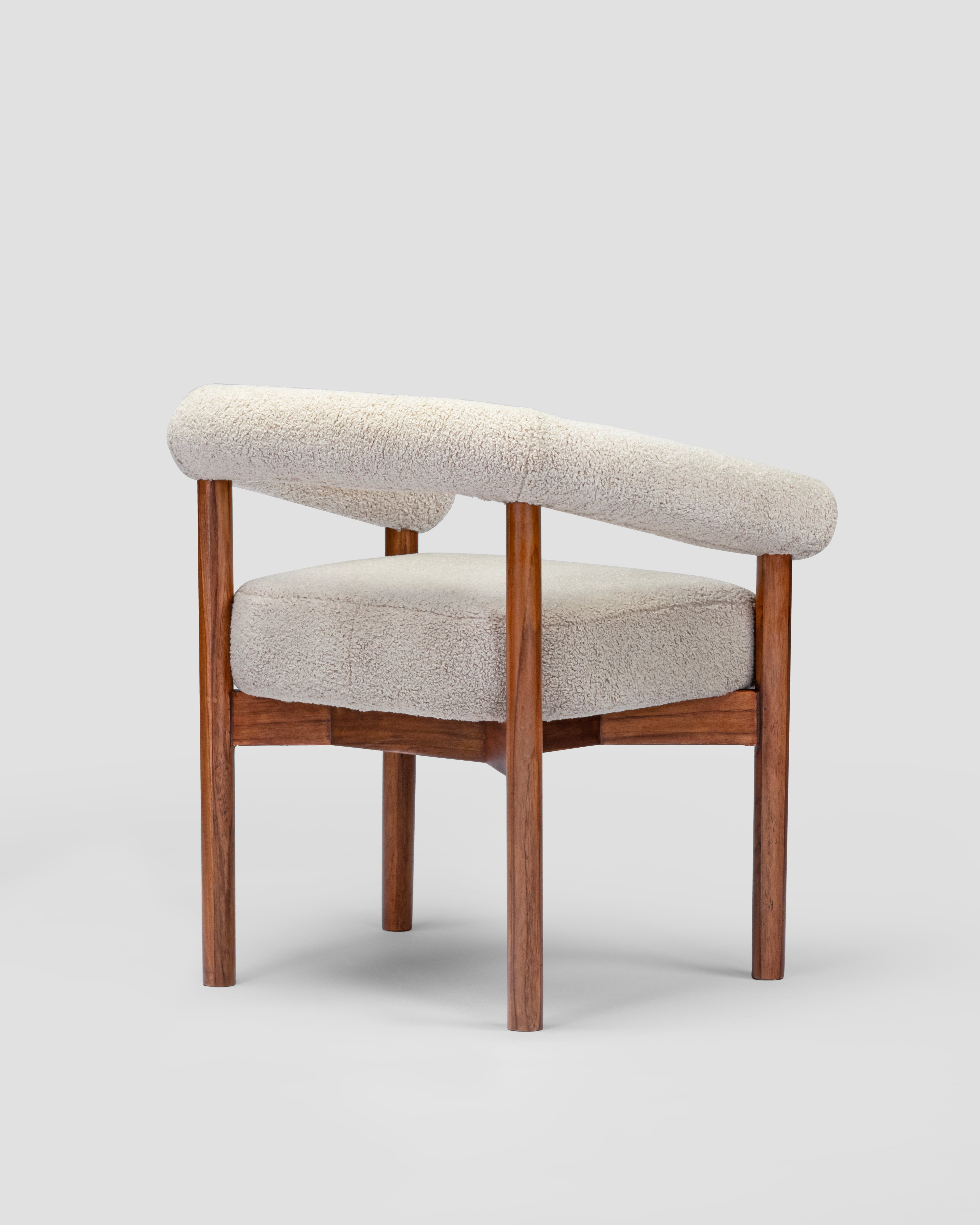 Zoye Modern Dining Chair